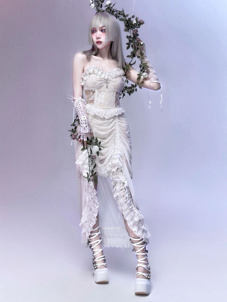 Get trendy with Angelic Dream Velvet Lace Dress - Dresses available at Peiliee Shop. Grab yours for $52 today!