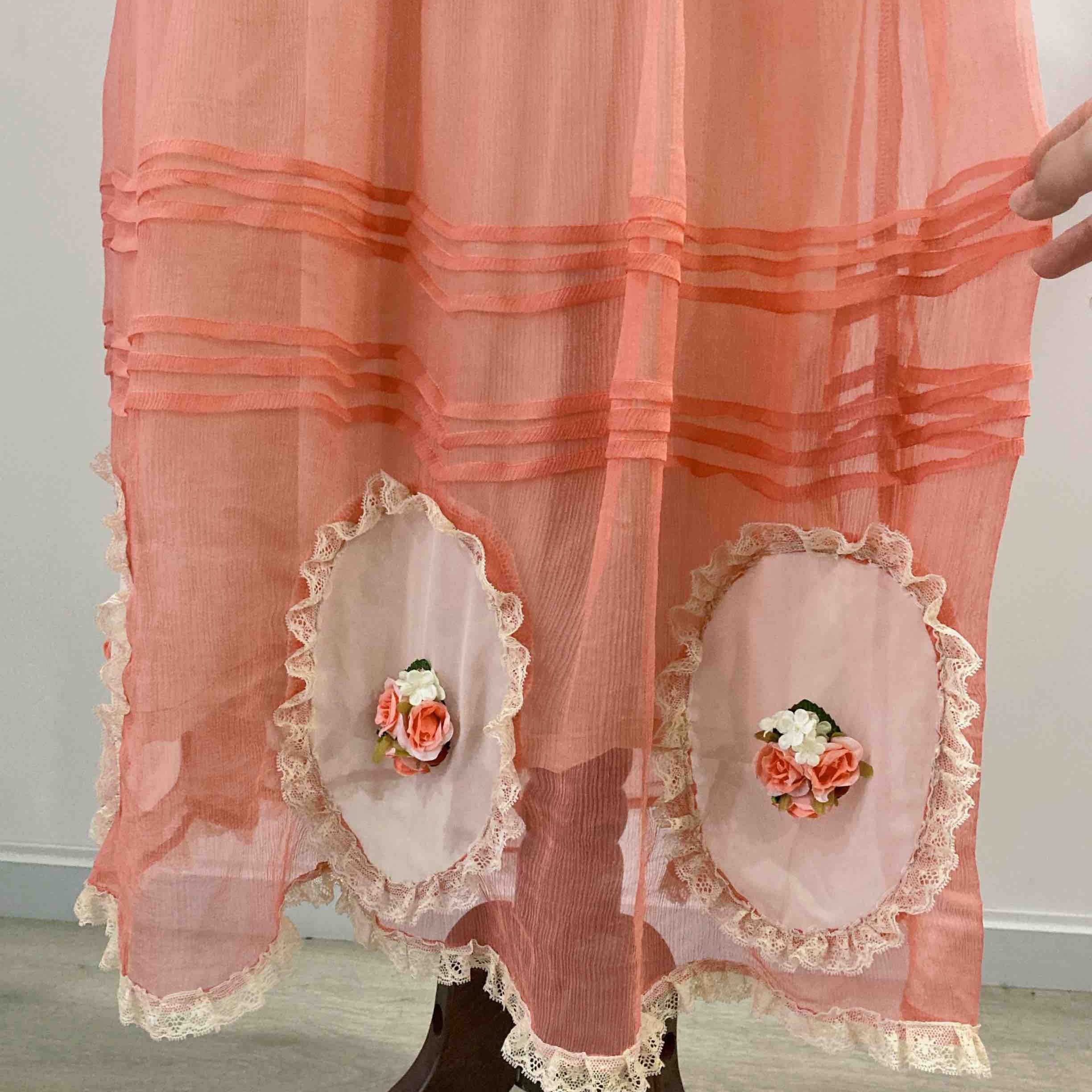 Get trendy with [Customized] Angelic Garden Vintage Gown Dress - Dress available at Peiliee Shop. Grab yours for $95 today!